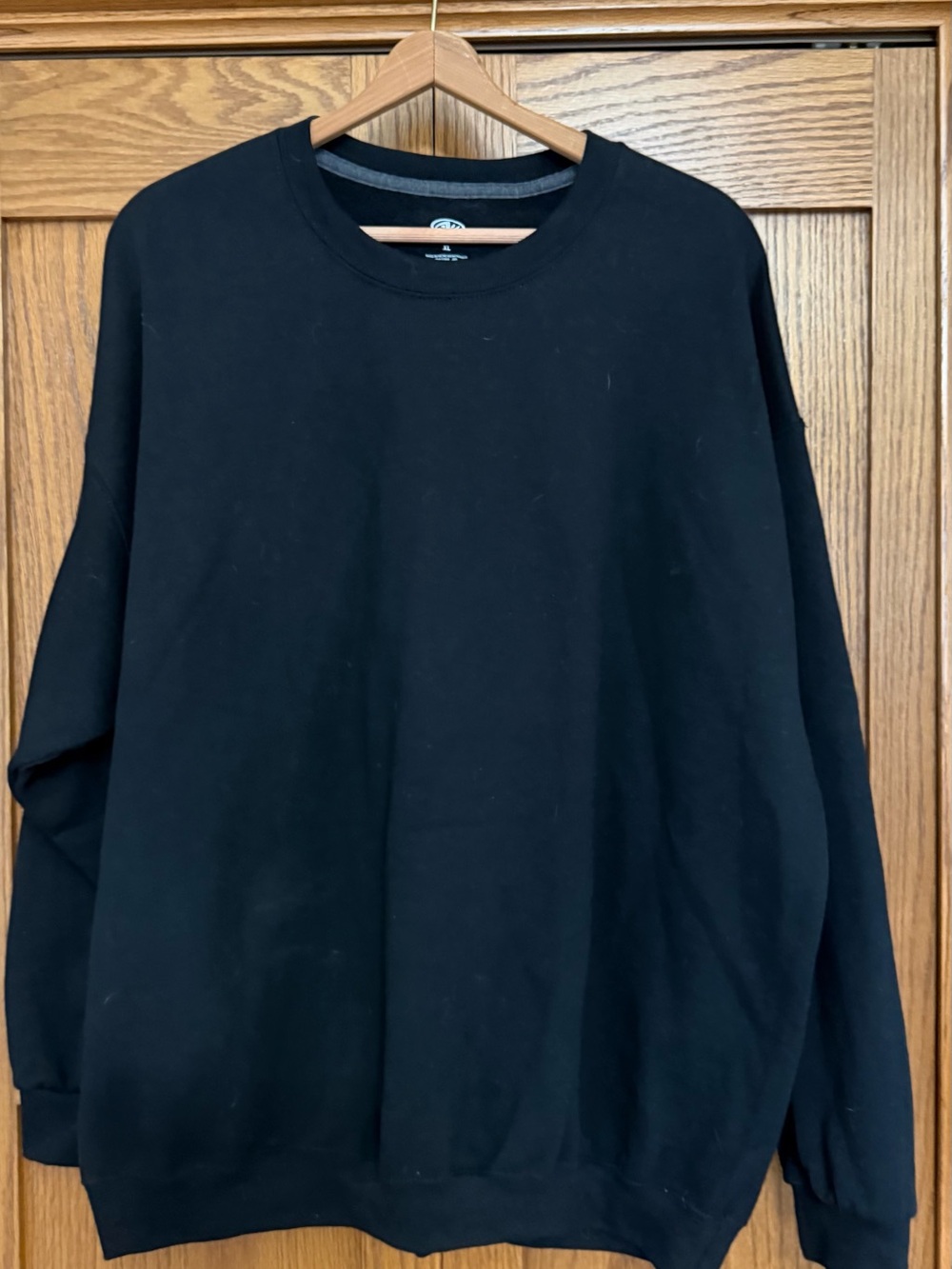 Athletic Works Black Crewneck Sweatshirt
